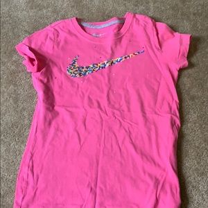 Girls size M Nike shirt
